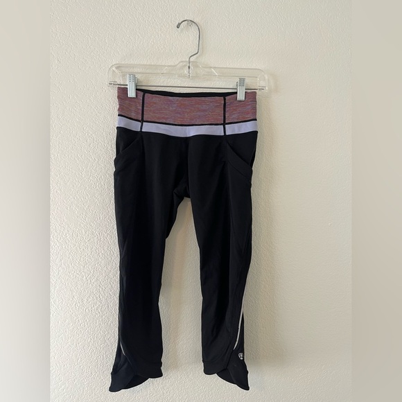 lululemon athletica Black and Purple Leggings ‘27 - Picture 1 of 5